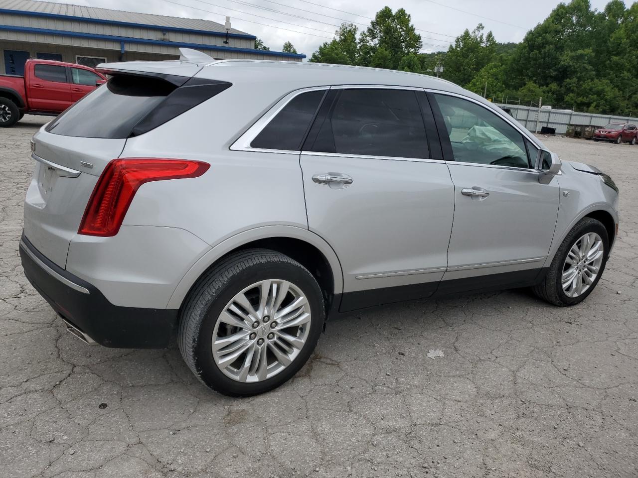 Photo 2 VIN: 1GYKNFRS1KZ233900 - CADILLAC XT5 