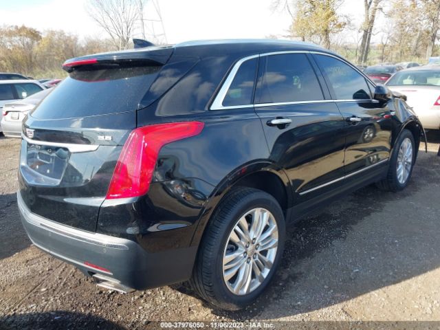 Photo 3 VIN: 1GYKNFRS2KZ111952 - CADILLAC XT5 