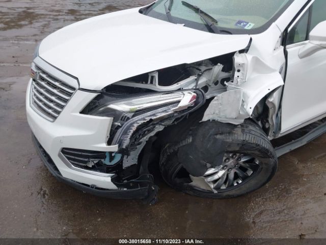 Photo 5 VIN: 1GYKNFRS4HZ104588 - CADILLAC XT5 