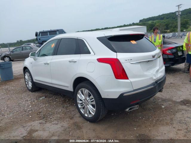 Photo 2 VIN: 1GYKNFRS4JZ176719 - CADILLAC XT5 