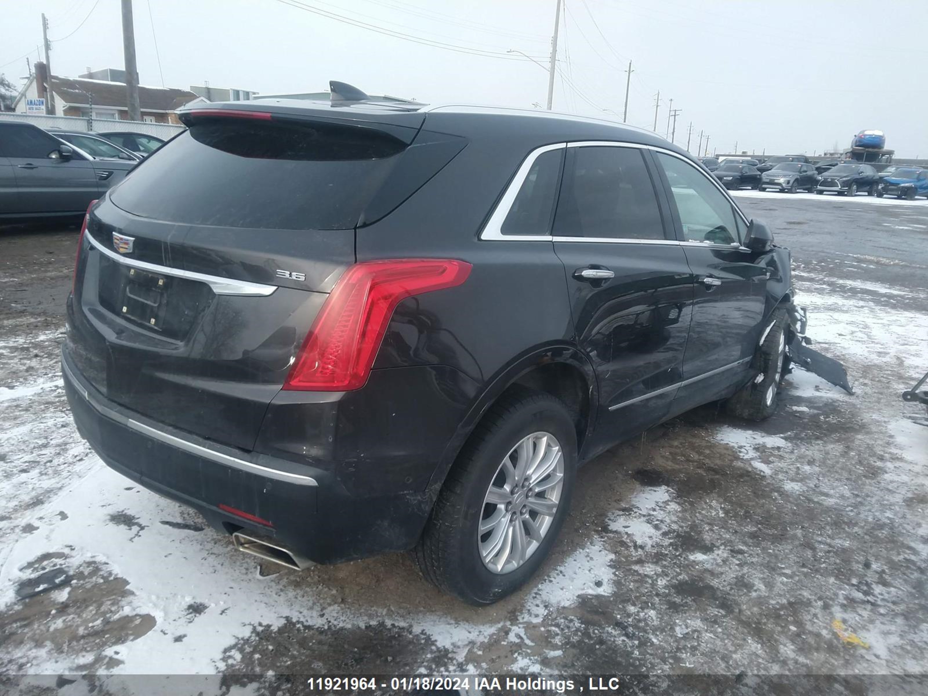 Photo 3 VIN: 1GYKNFRS4JZ177448 - CADILLAC XT5 