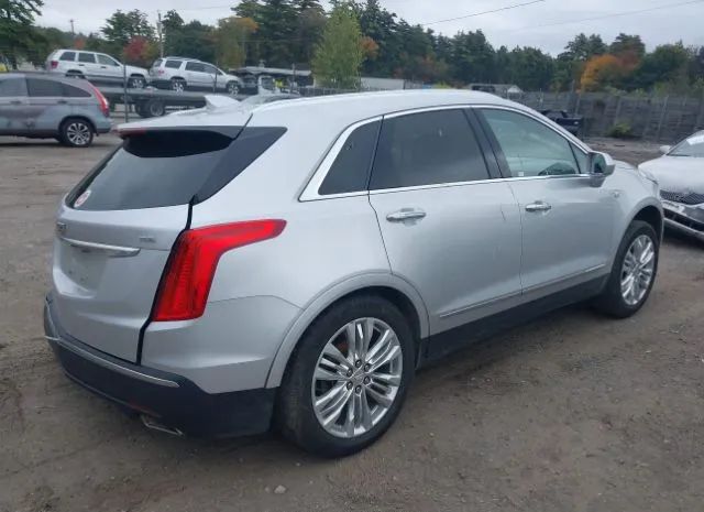 Photo 3 VIN: 1GYKNFRS4KZ130566 - CADILLAC XT5 