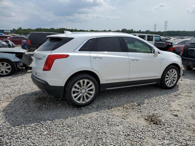 Photo 2 VIN: 1GYKNFRS6HZ117052 - CADILLAC XT5 