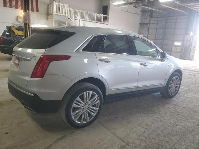 Photo 2 VIN: 1GYKNFRS7JZ117499 - CADILLAC XT5 PREMIU 