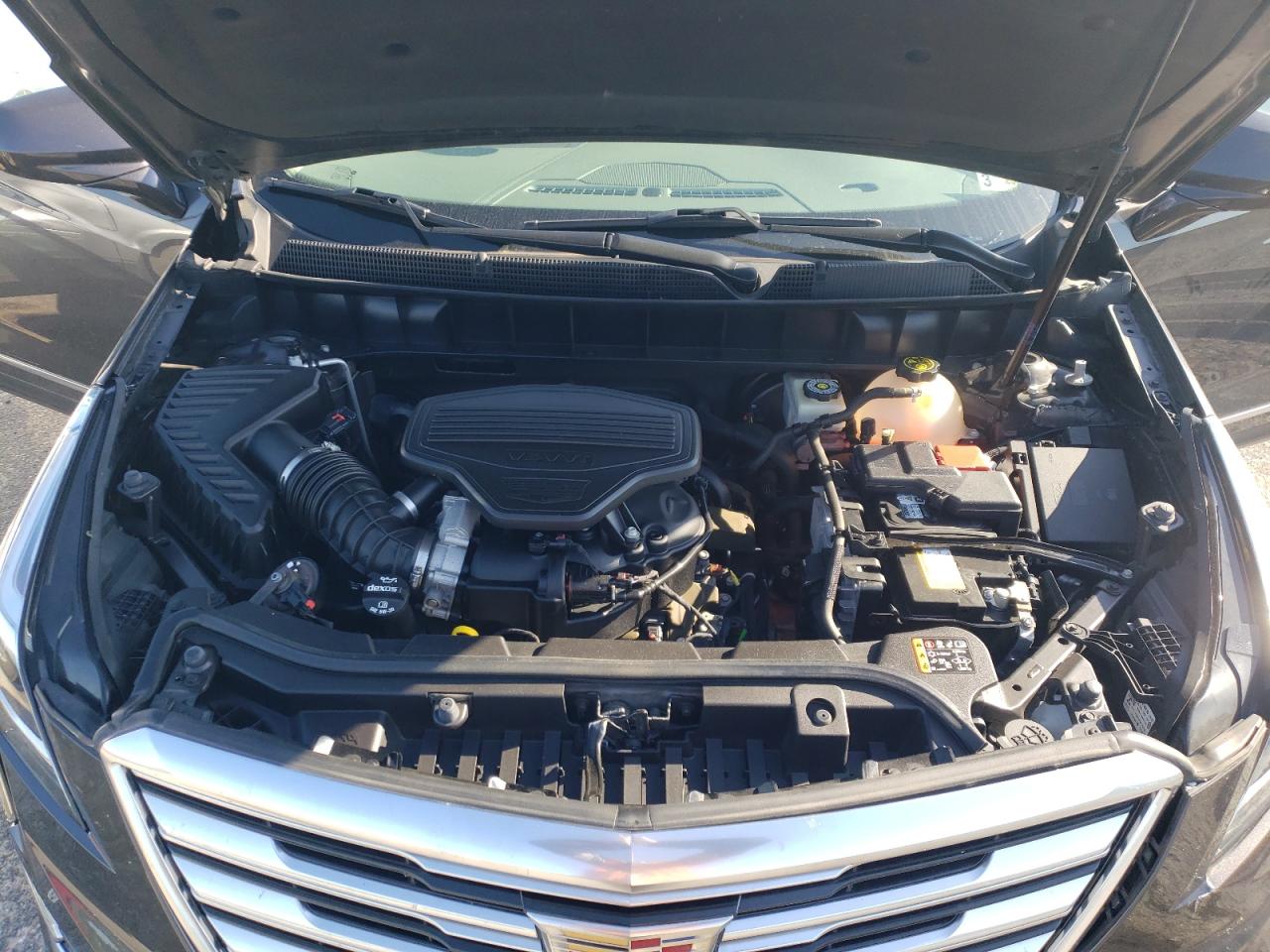 Photo 10 VIN: 1GYKNFRS8JZ113431 - CADILLAC XT5 