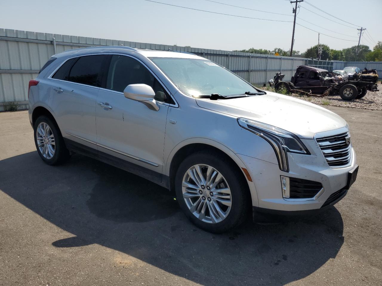 Photo 3 VIN: 1GYKNFRS9JZ245582 - CADILLAC XT5 