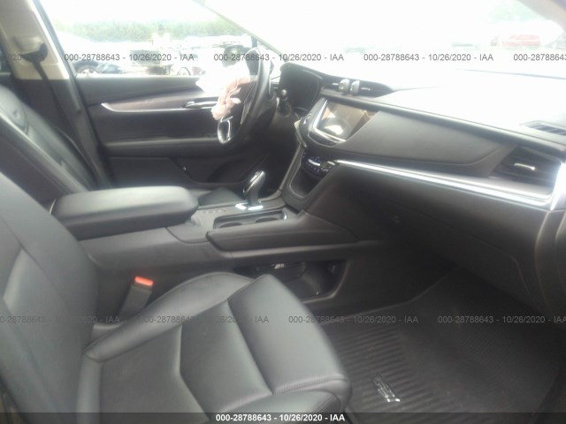 Photo 4 VIN: 1GYKNFRS9KZ147959 - CADILLAC XT5 