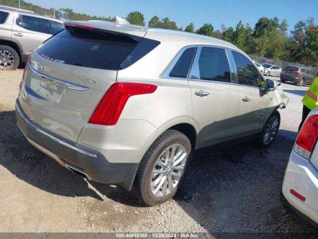 Photo 3 VIN: 1GYKNFRSXHZ102747 - CADILLAC XT5 