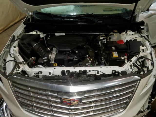 Photo 6 VIN: 1GYKNFRSXHZ227750 - CADILLAC XT5 PLATIN 