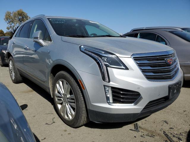 Photo 3 VIN: 1GYKNFRSXJZ238091 - CADILLAC XT5 PREMIU 