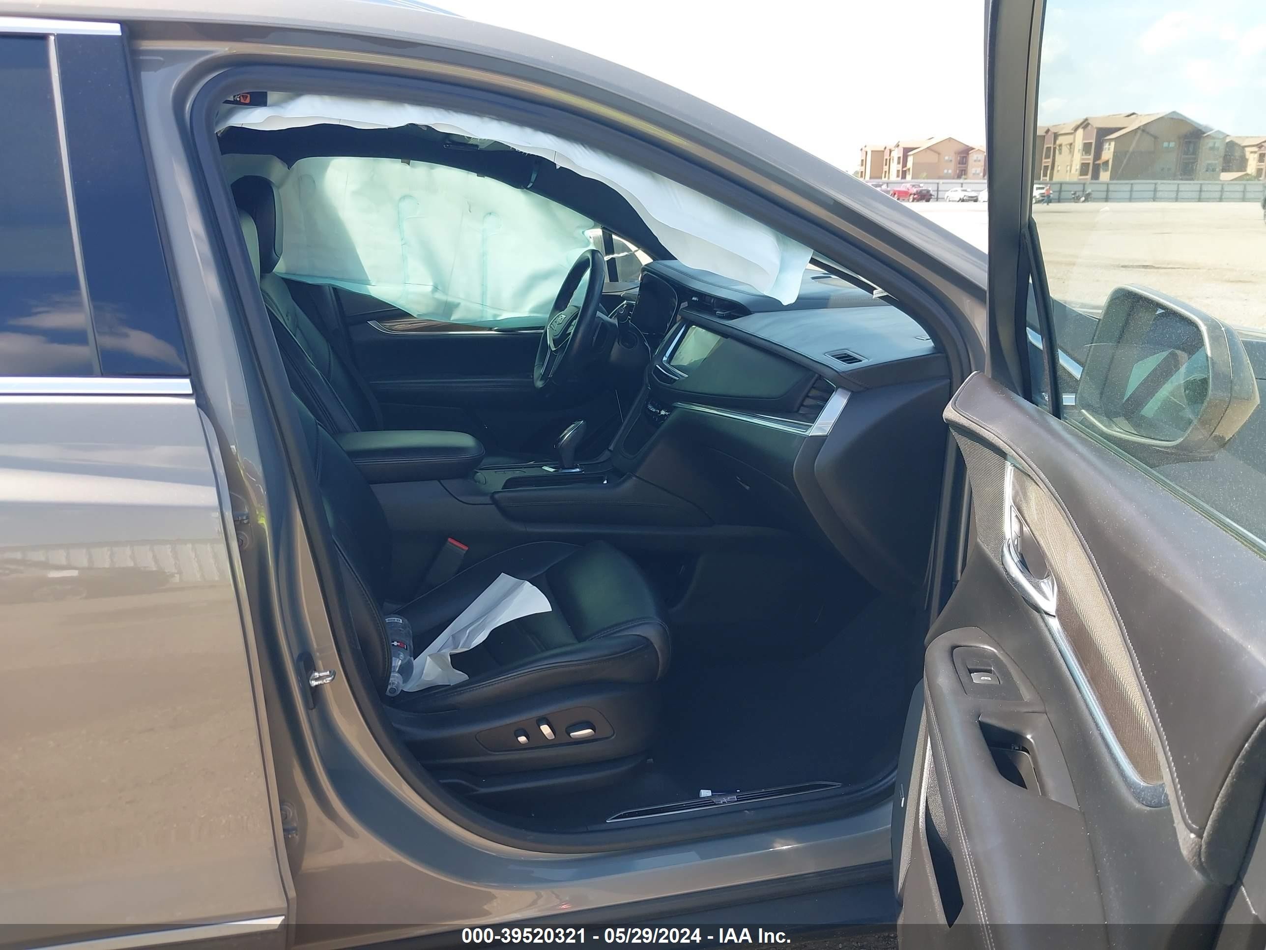 Photo 4 VIN: 1GYKNGRS0KZ117478 - CADILLAC XT5 