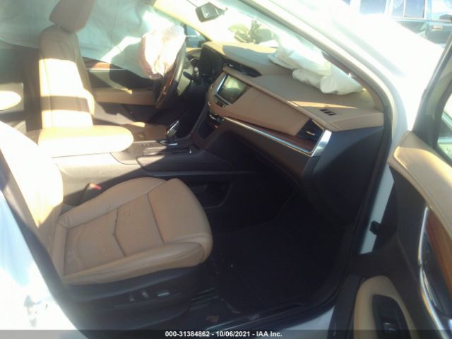 Photo 4 VIN: 1GYKNGRS1KZ199818 - CADILLAC XT5 