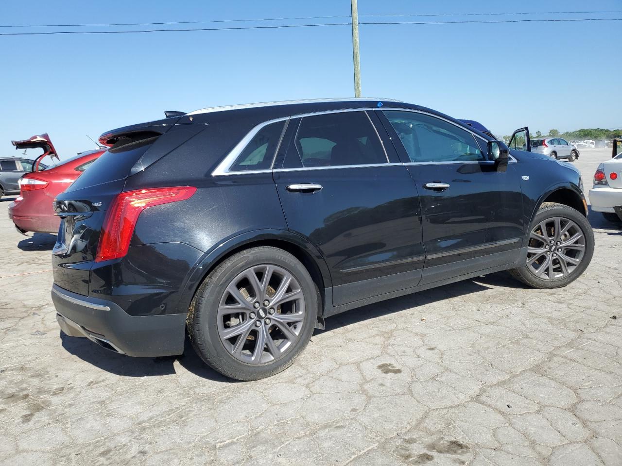 Photo 2 VIN: 1GYKNGRSXKZ126771 - CADILLAC XT5 