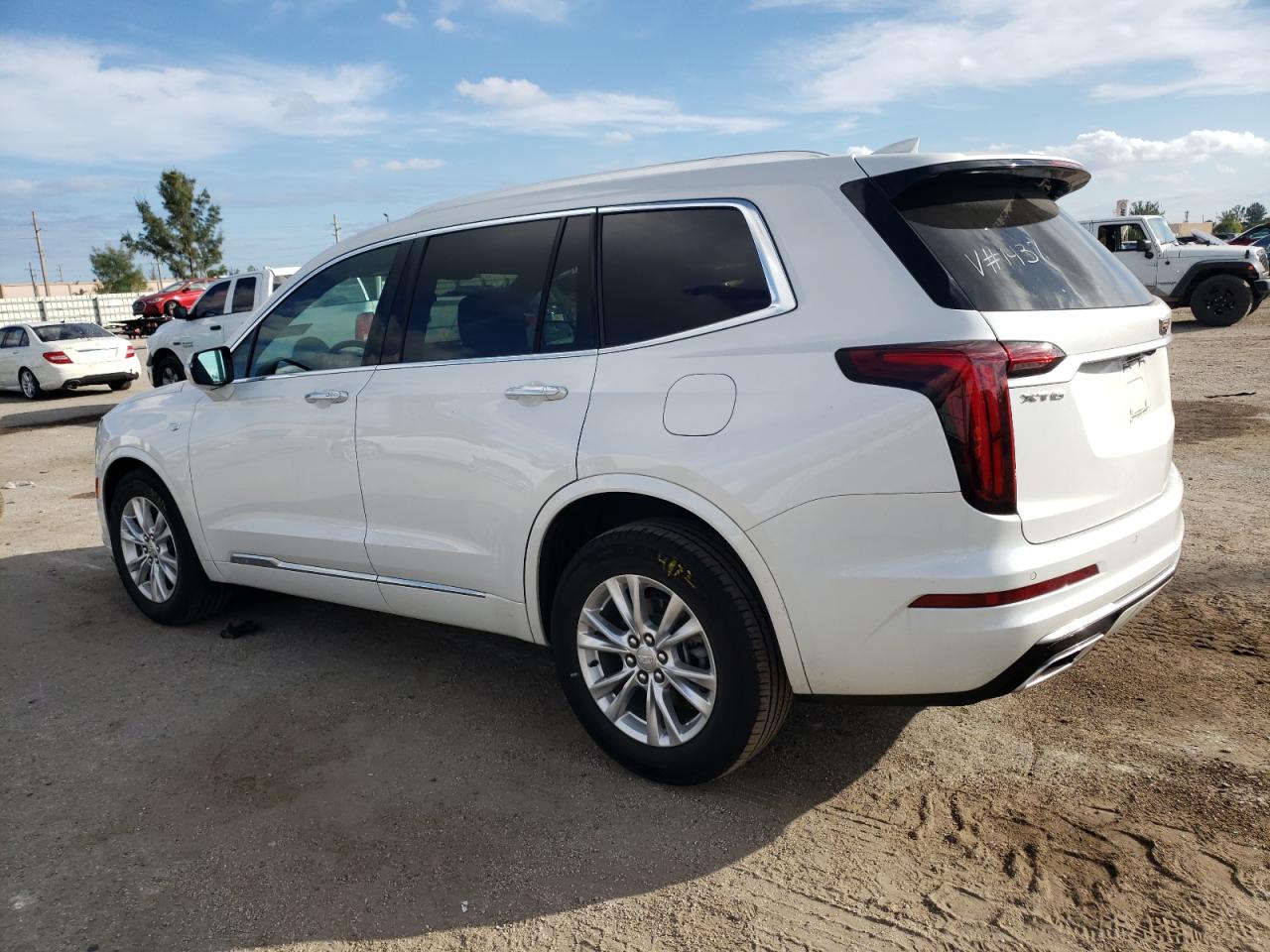 Photo 1 VIN: 1GYKPAR48MZ151437 - CADILLAC XT6 