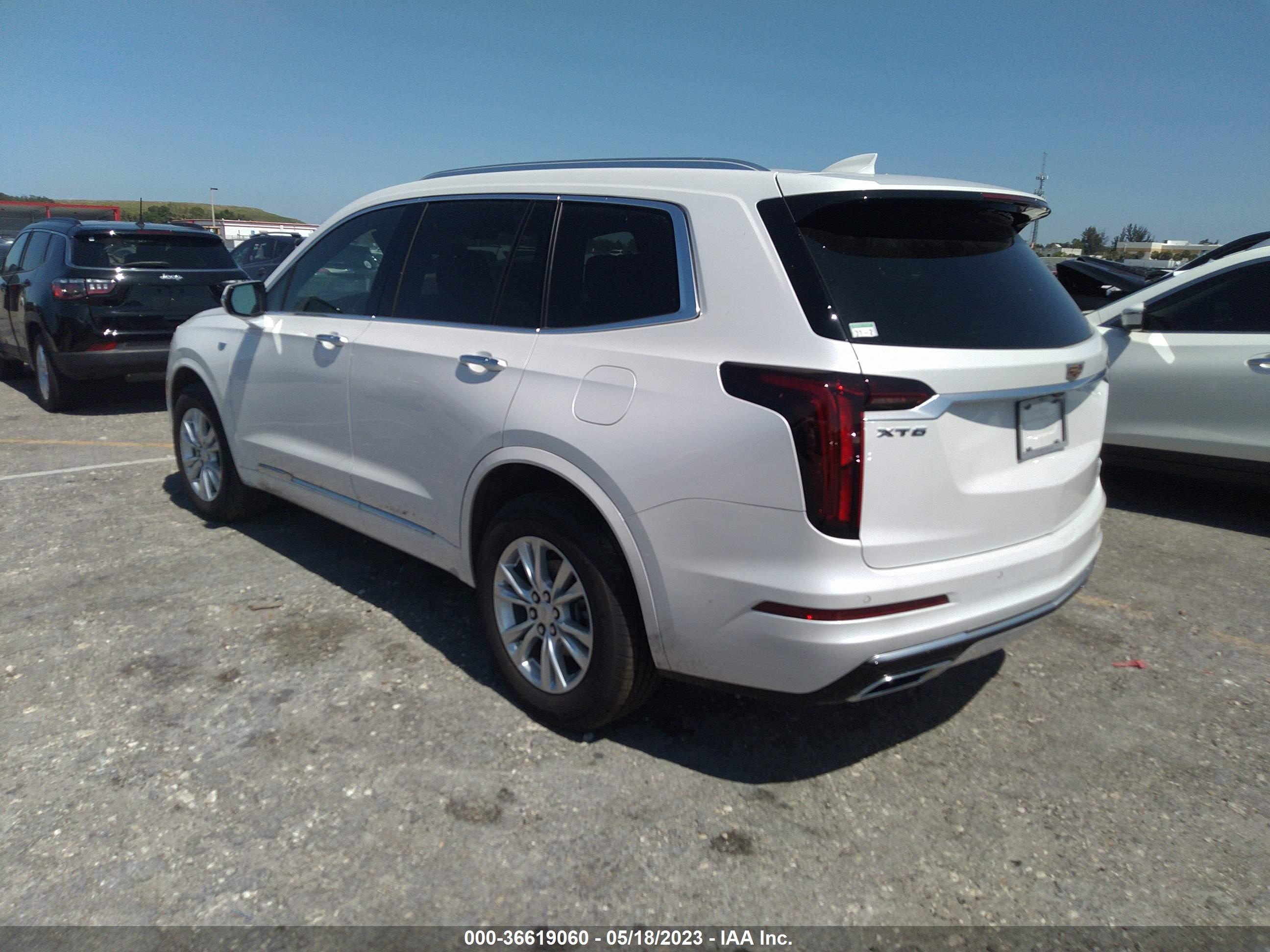 Photo 2 VIN: 1GYKPAR49PZ108889 - CADILLAC XT6 