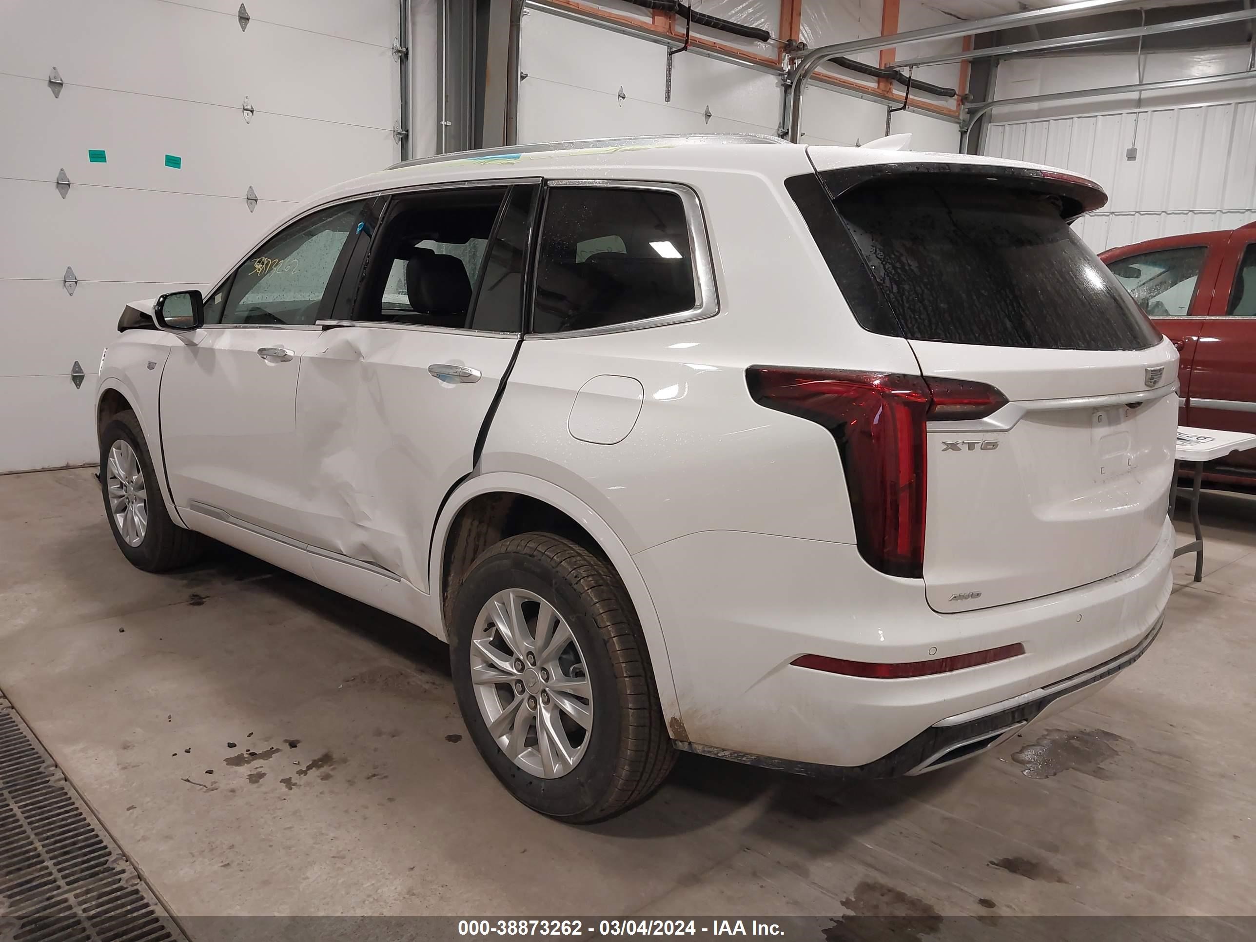 Photo 2 VIN: 1GYKPBR47RZ713518 - CADILLAC XT6 