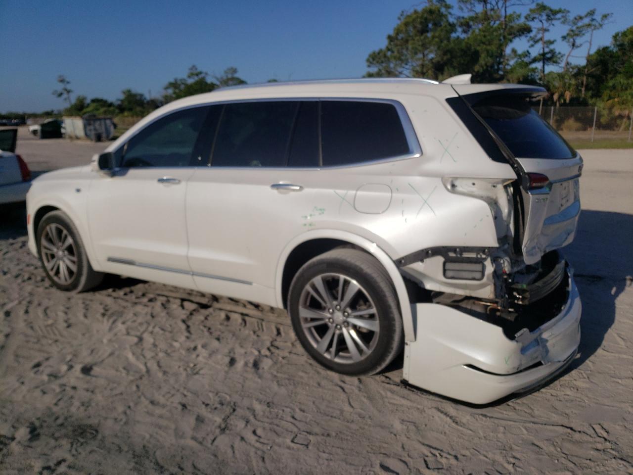 Photo 1 VIN: 1GYKPCRS1LZ192159 - CADILLAC XT6 