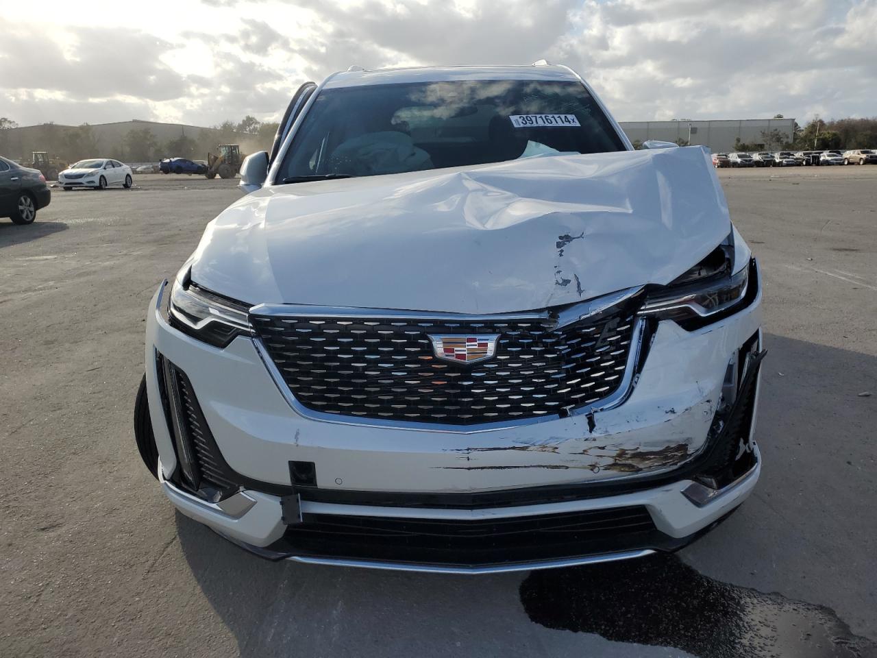 Photo 4 VIN: 1GYKPCRS1RZ700963 - CADILLAC XT6 