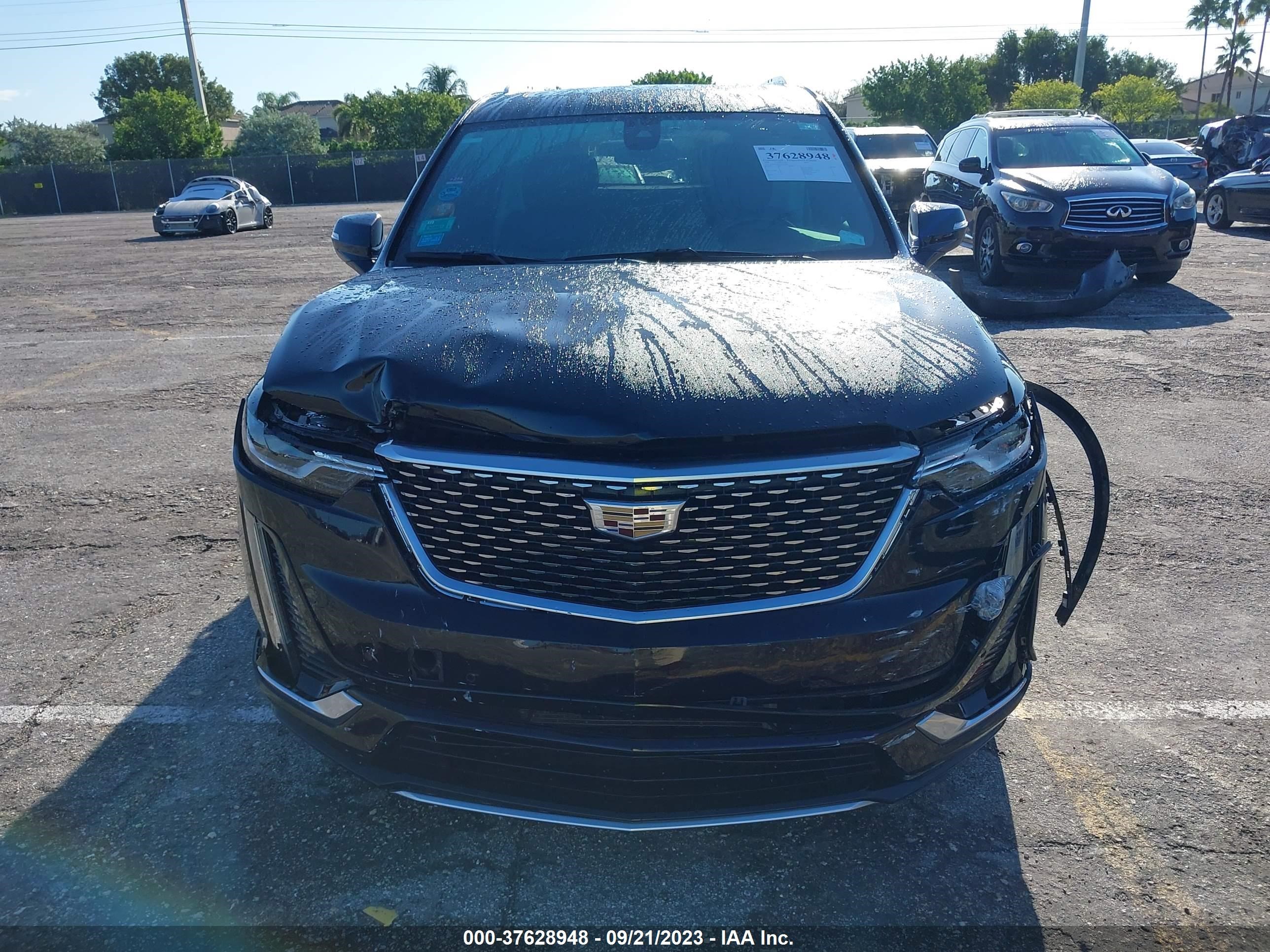 Photo 11 VIN: 1GYKPCRS3LZ145800 - CADILLAC XT6 