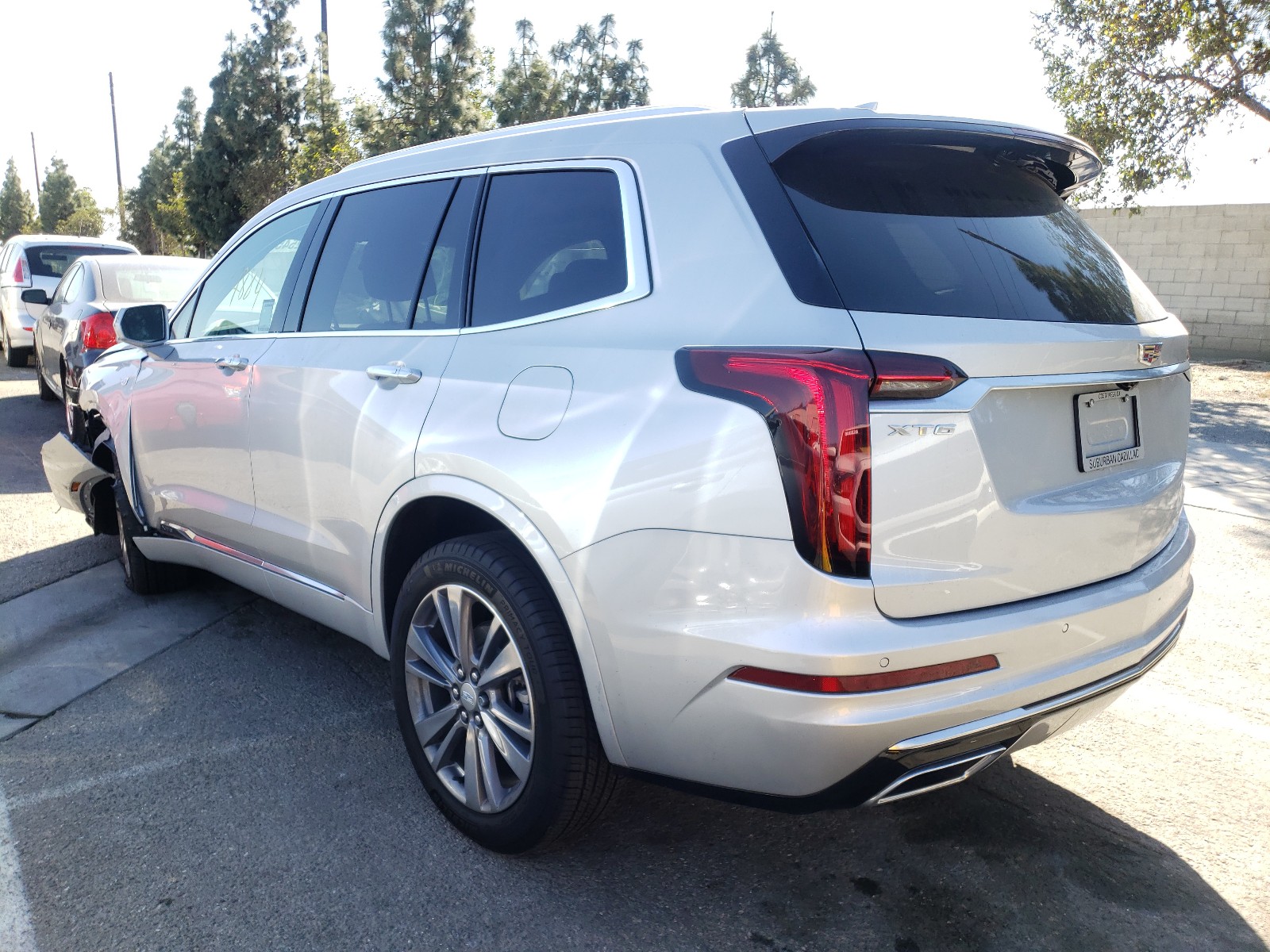 Photo 2 VIN: 1GYKPCRS9LZ154260 - CADILLAC XT6 PREMIU 