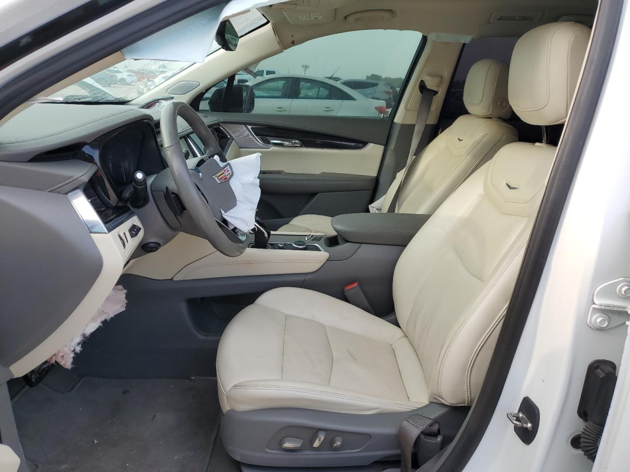 Photo 6 VIN: 1GYKPCRS9MZ176065 - CADILLAC XT6 