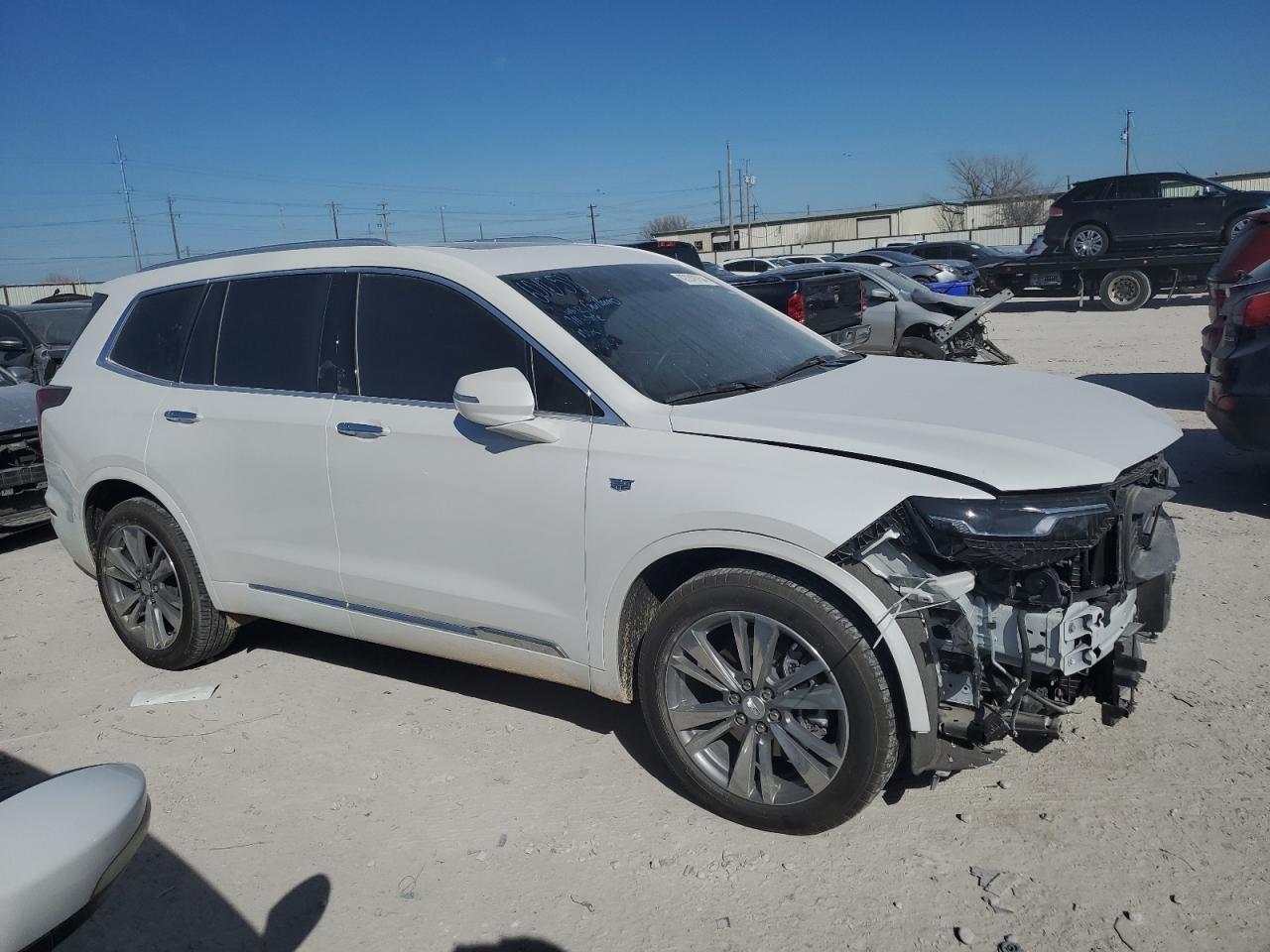 Photo 3 VIN: 1GYKPCRS9NZ128941 - CADILLAC XT6 