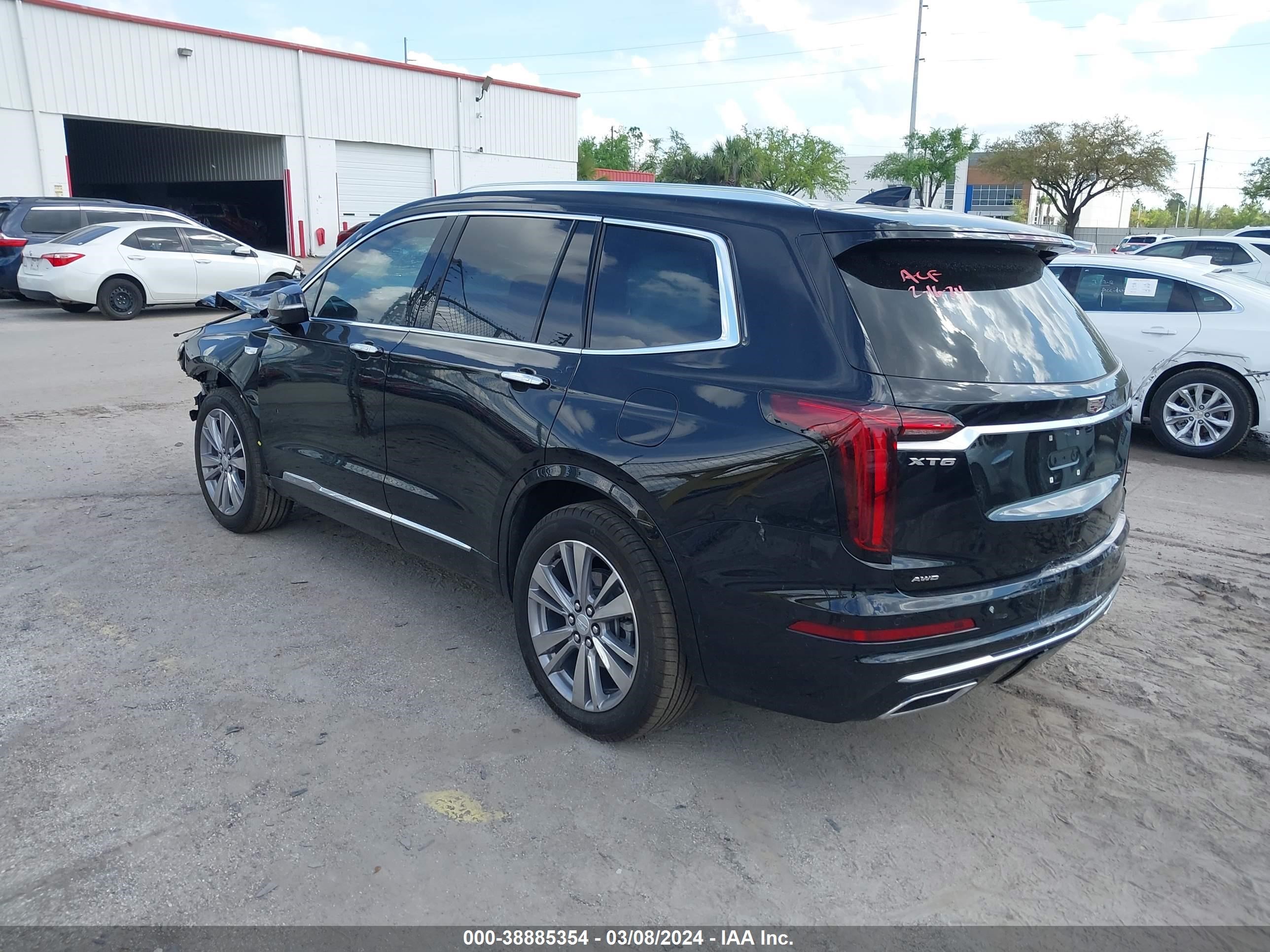 Photo 2 VIN: 1GYKPDRS0PZ134460 - CADILLAC XT6 