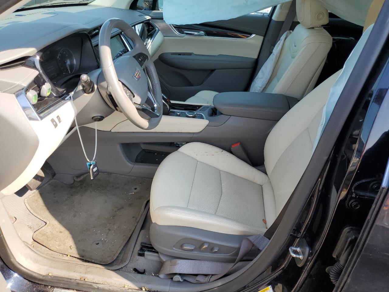 Photo 6 VIN: 1GYKPDRS1MZ210473 - CADILLAC XT6 