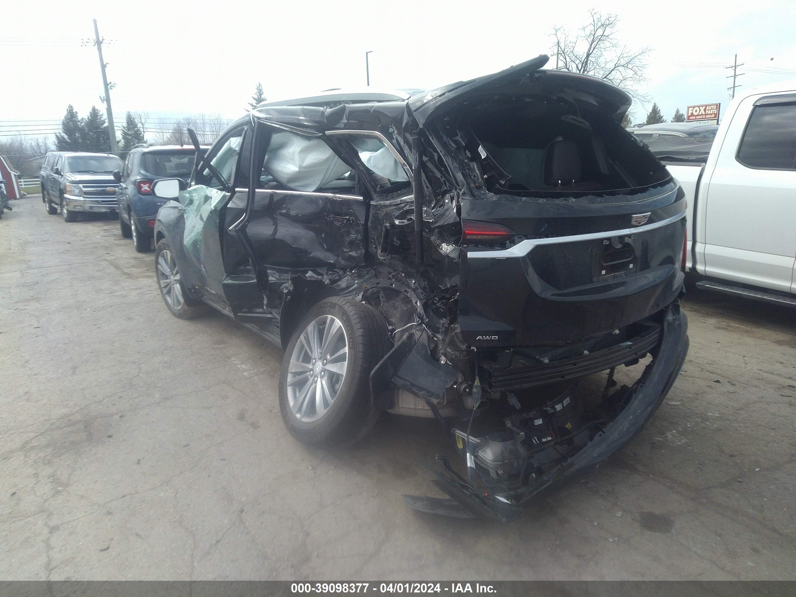 Photo 2 VIN: 1GYKPDRS4RZ721778 - CADILLAC XT6 