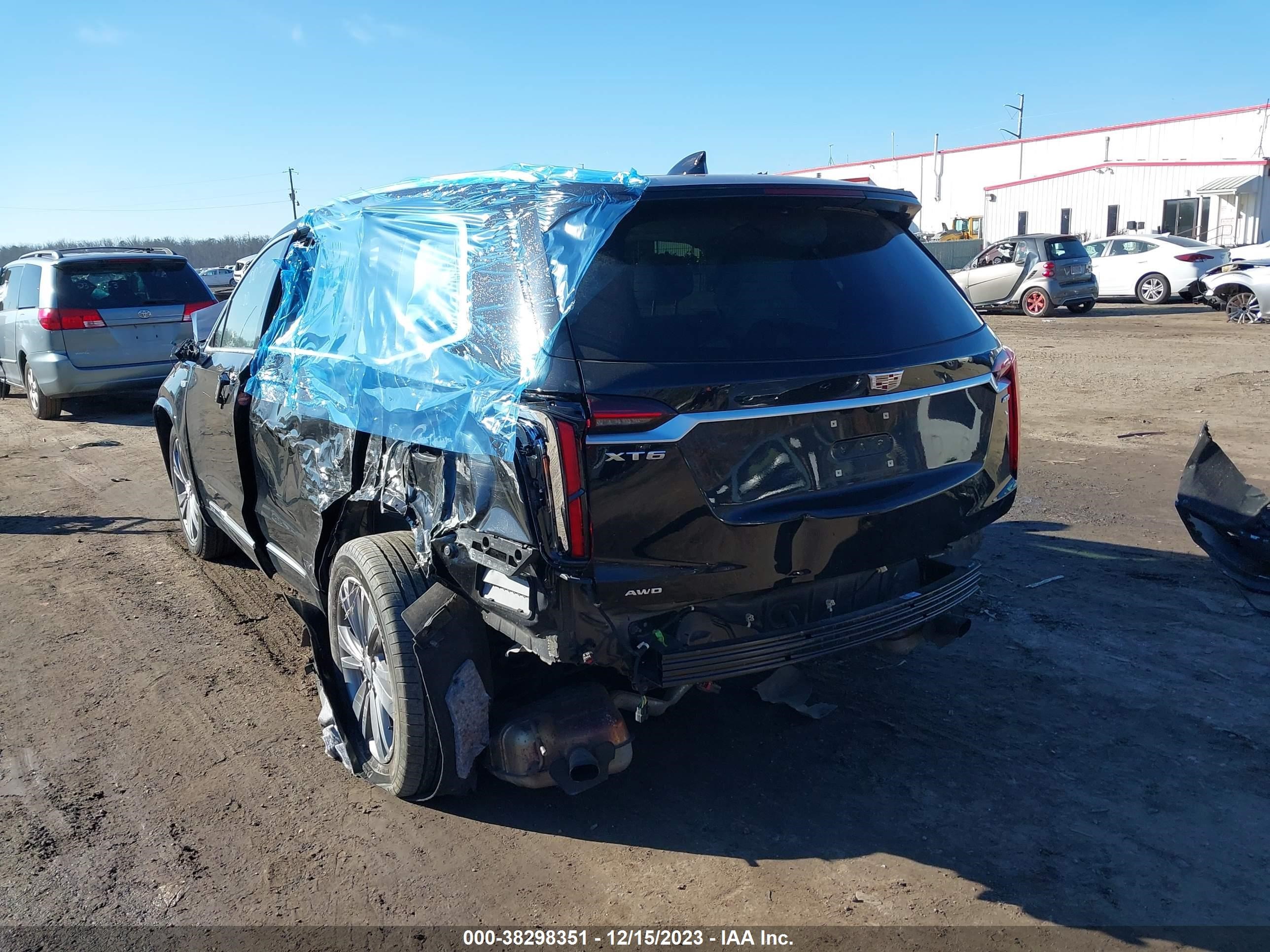 Photo 2 VIN: 1GYKPDRS7NZ108161 - CADILLAC XT6 