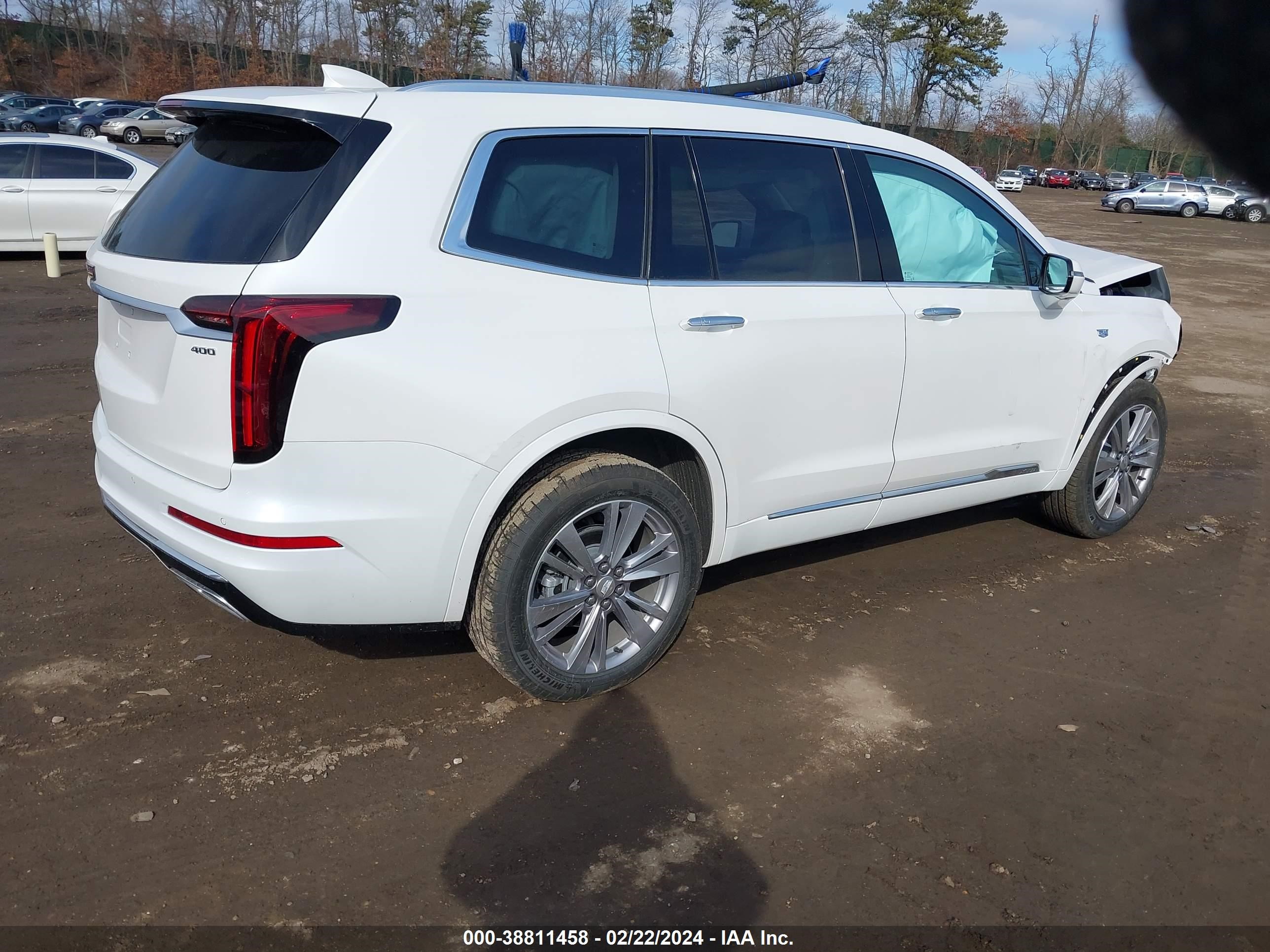 Photo 3 VIN: 1GYKPDRS9RZ725499 - CADILLAC XT6 