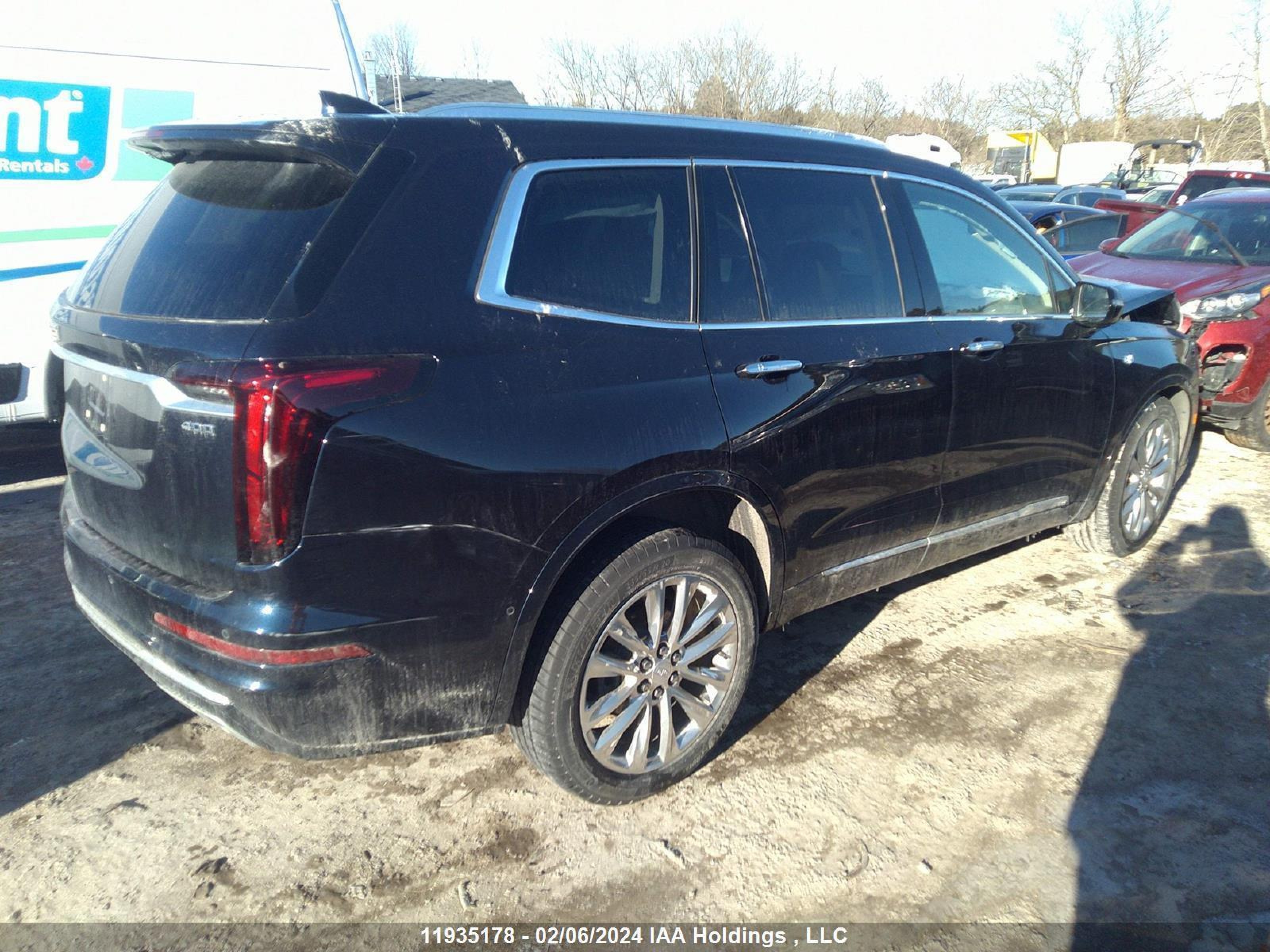 Photo 3 VIN: 1GYKPDRSXNZ111345 - CADILLAC XT6 