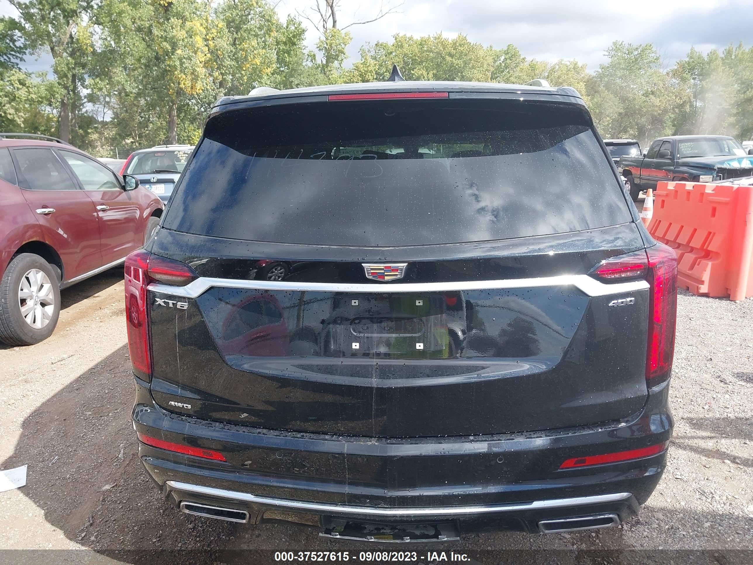 Photo 15 VIN: 1GYKPDRSXNZ114293 - CADILLAC XT6 