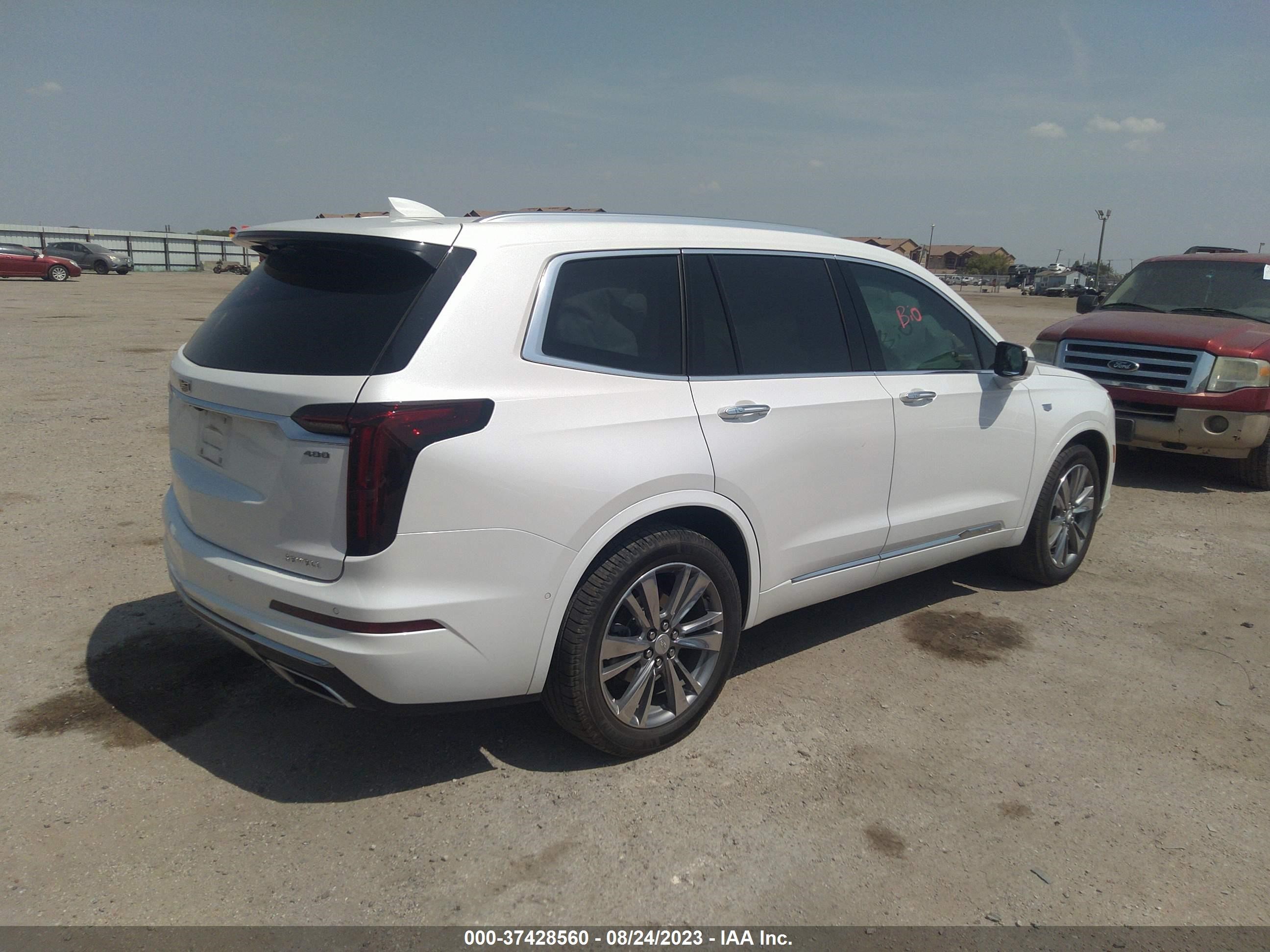 Photo 3 VIN: 1GYKPFRS1NZ149591 - CADILLAC XT6 