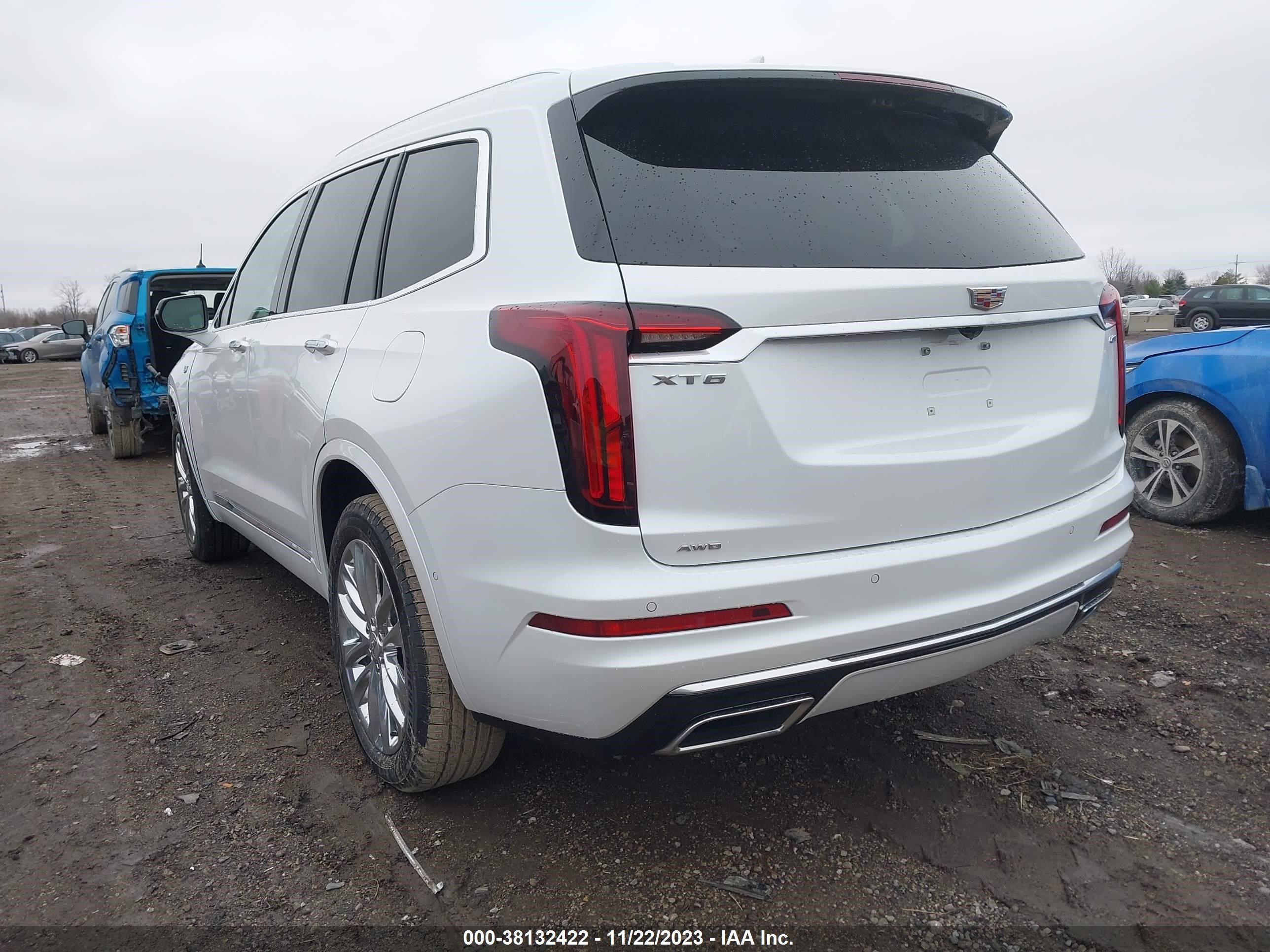 Photo 2 VIN: 1GYKPFRSXRZ702101 - CADILLAC XT6 