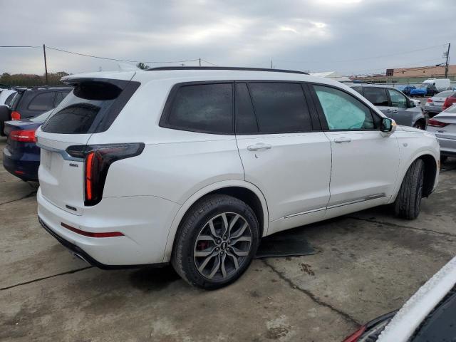 Photo 2 VIN: 1GYKPGRS1NZ176635 - CADILLAC XT6 