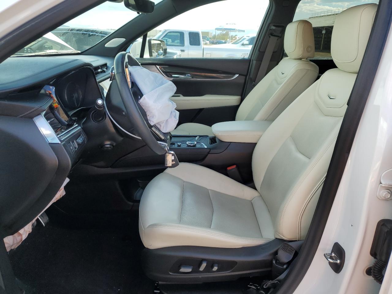 Photo 6 VIN: 1GYKPGRS6MZ194983 - CADILLAC XT6 