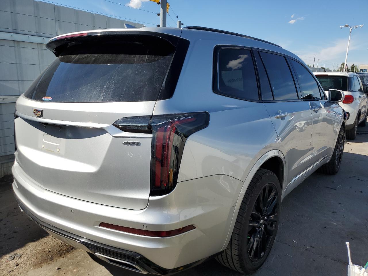 Photo 2 VIN: 1GYKPHRS4LZ232375 - CADILLAC XT6 