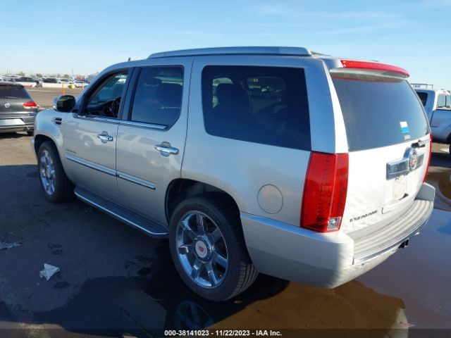 Photo 2 VIN: 1GYS3AEF1BR284153 - CADILLAC ESCALADE 