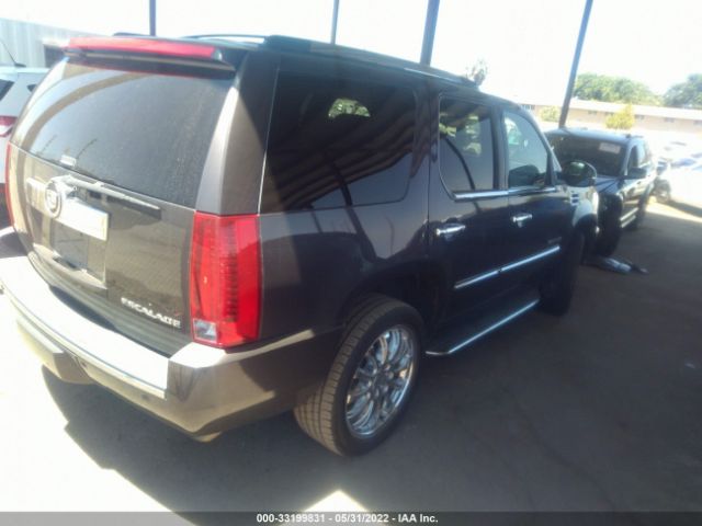 Photo 3 VIN: 1GYS3AEF3BR308064 - CADILLAC ESCALADE 