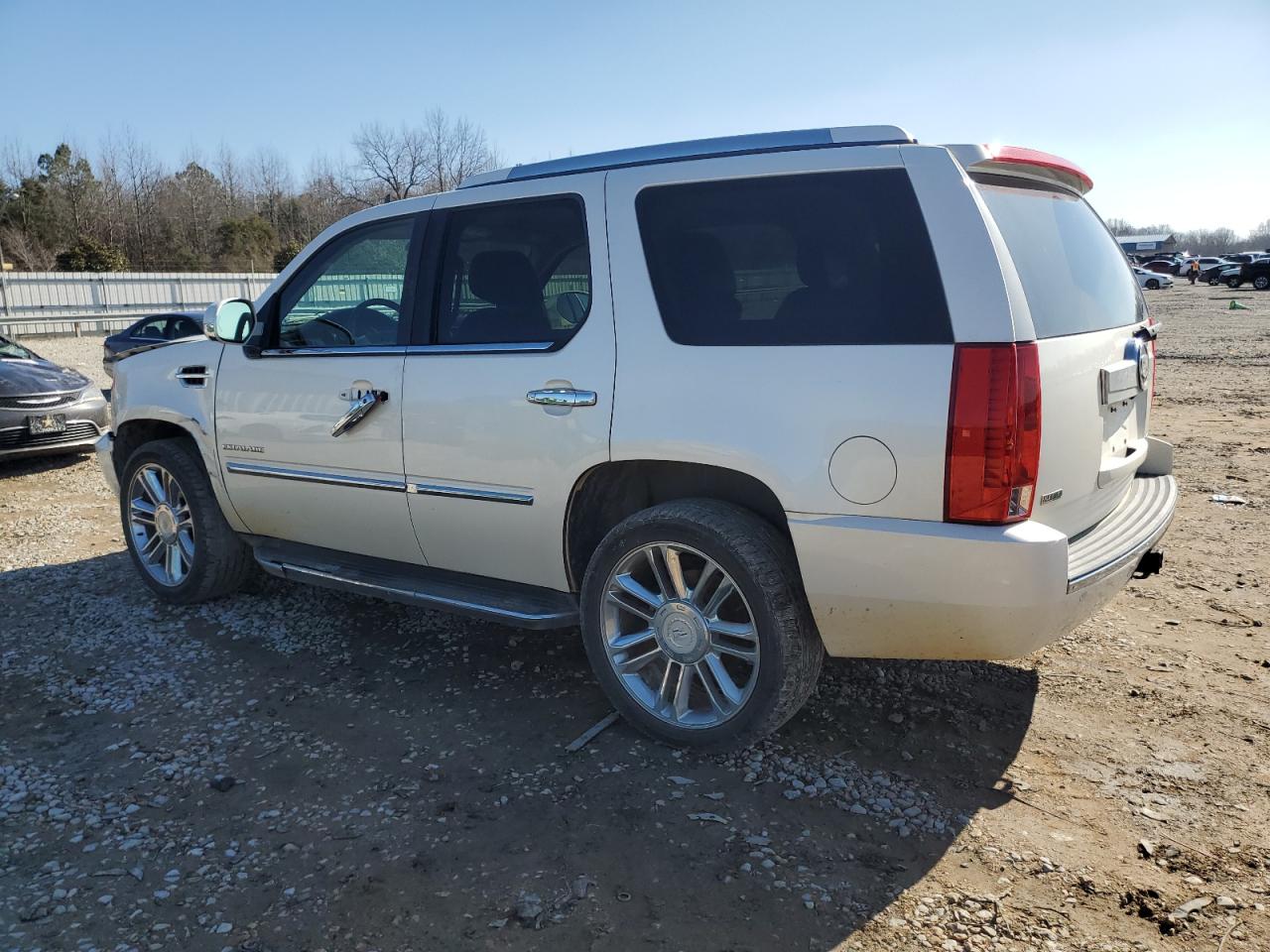 Photo 1 VIN: 1GYS3AEF6BR186557 - CADILLAC ESCALADE 