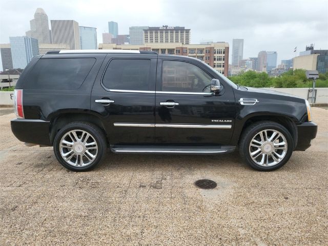 Photo 2 VIN: 1GYS3AEF7CR117071 - CADILLAC ESCALADE 