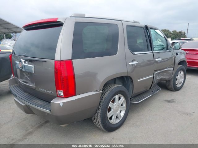 Photo 3 VIN: 1GYS3AEFXCR291040 - CADILLAC ESCALADE 