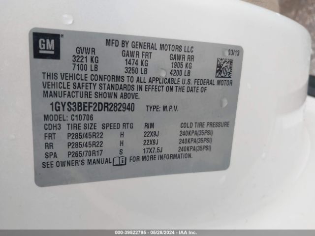 Photo 8 VIN: 1GYS3BEF2DR282940 - CADILLAC ESCALADE 