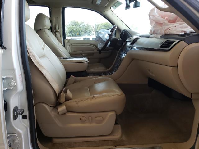 Photo 4 VIN: 1GYS3BEF4CR241420 - CADILLAC ESCALADE L 