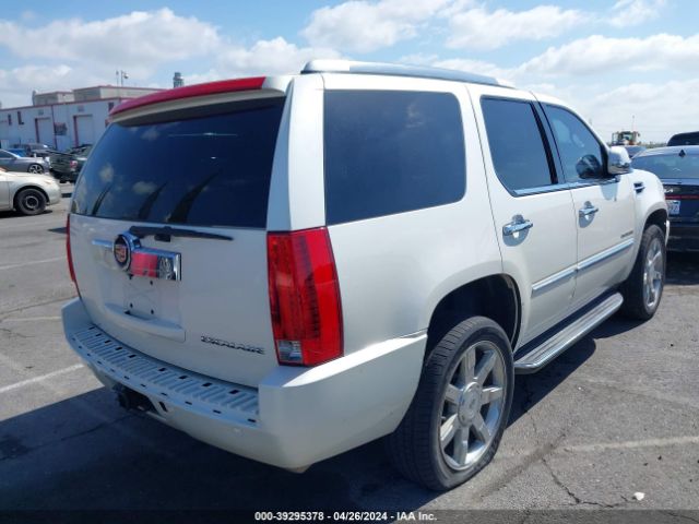 Photo 3 VIN: 1GYS3BEF5CR135073 - CADILLAC ESCALADE 