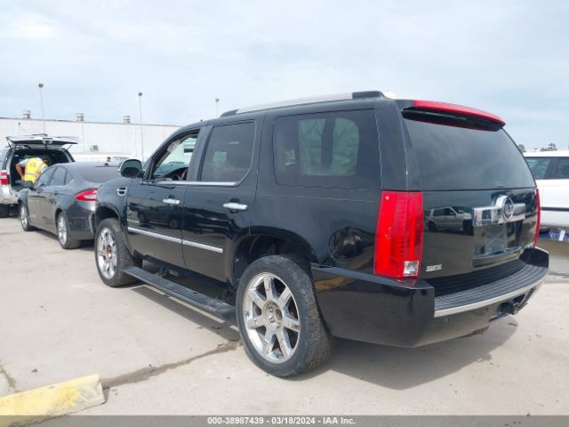 Photo 2 VIN: 1GYS3BEF7CR111809 - CADILLAC ESCALADE 