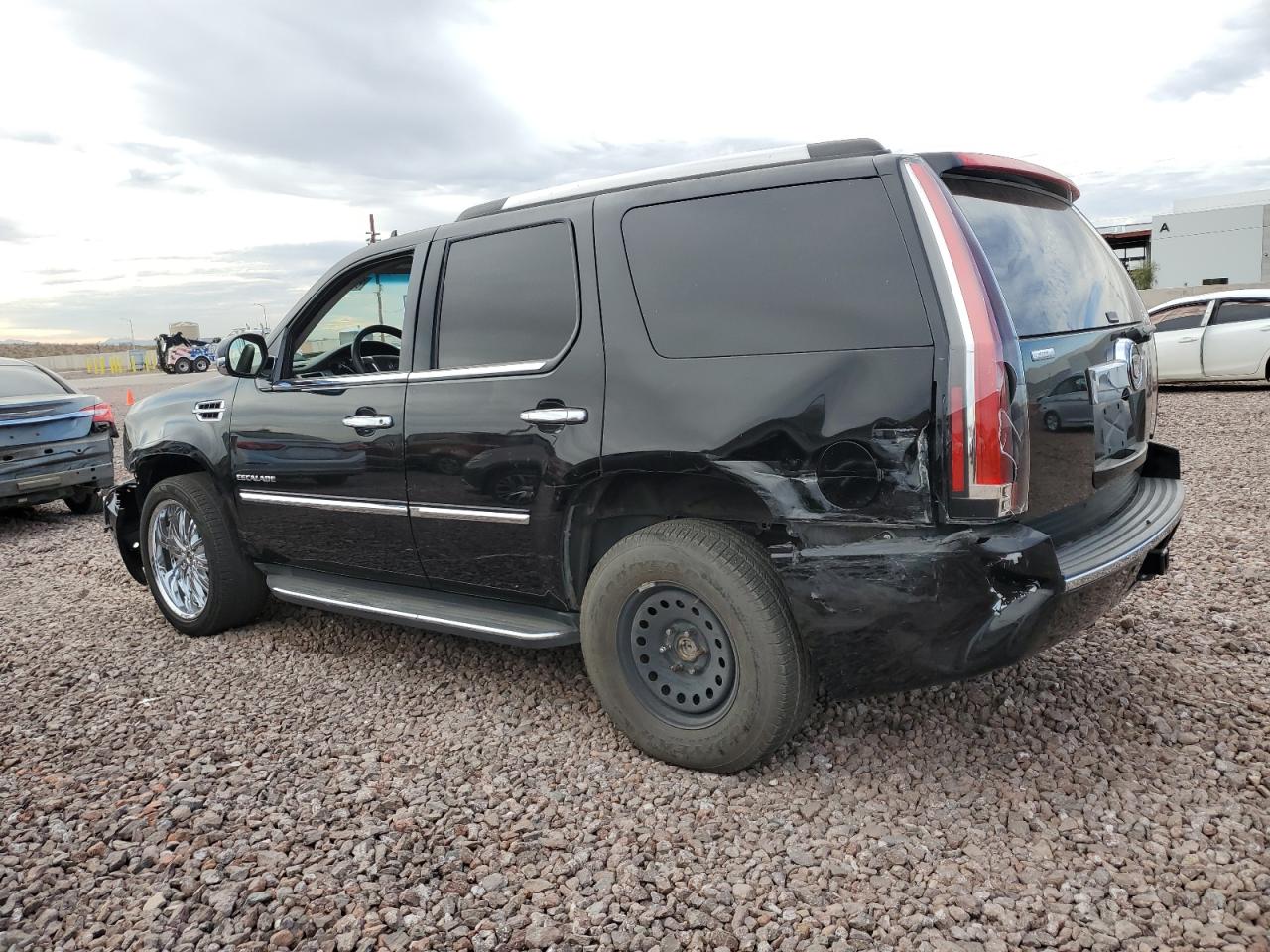 Photo 1 VIN: 1GYS3BEF8DR217008 - CADILLAC ESCALADE 