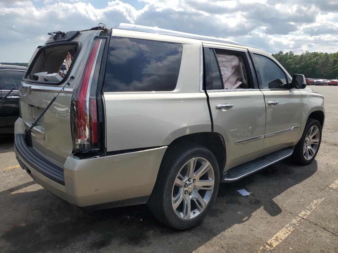 Photo 2 VIN: 1GYS3BKJ1HR189826 - CADILLAC ESCALADE 