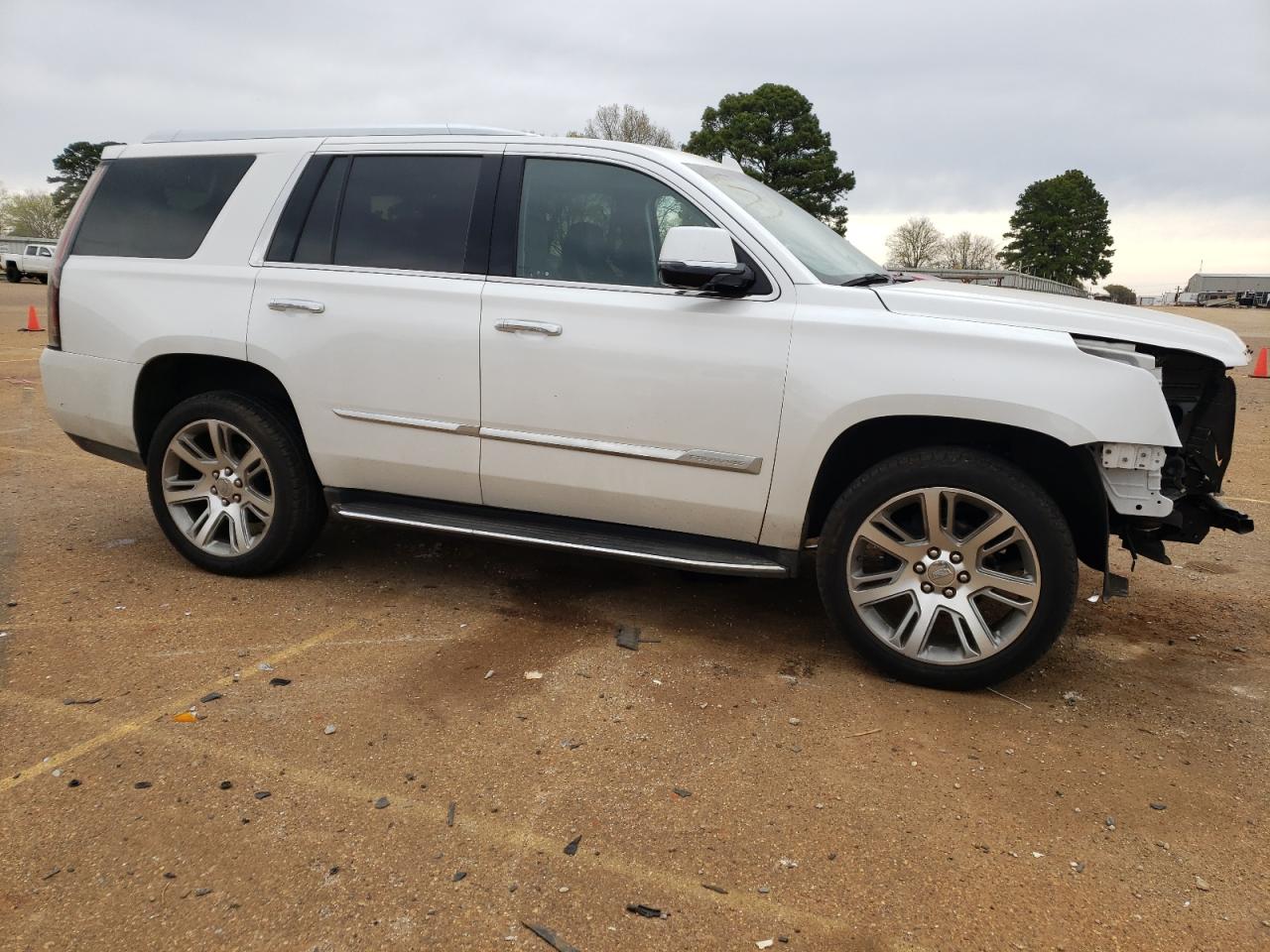 Photo 3 VIN: 1GYS3BKJ2LR129031 - CADILLAC ESCALADE 